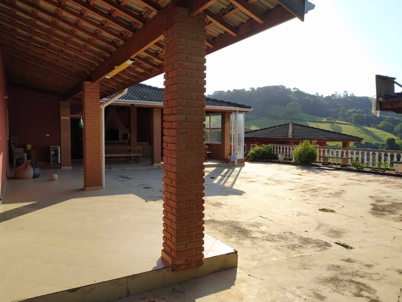 Chácara à venda com 3 quartos, 250m² - Foto 18