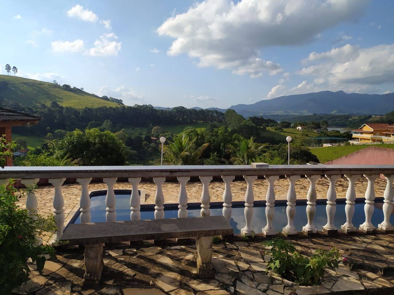 Chácara à venda com 3 quartos, 250m² - Foto 3