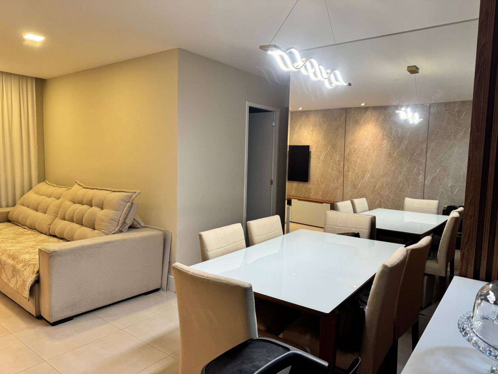 Apartamento à venda com 3 quartos, 91m² - Foto 1