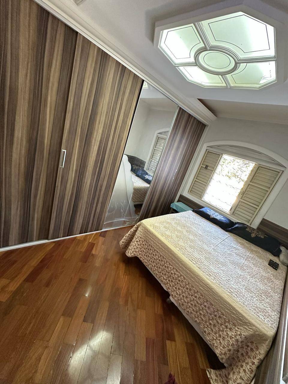 Casa à venda com 5 quartos, 295m² - Foto 15