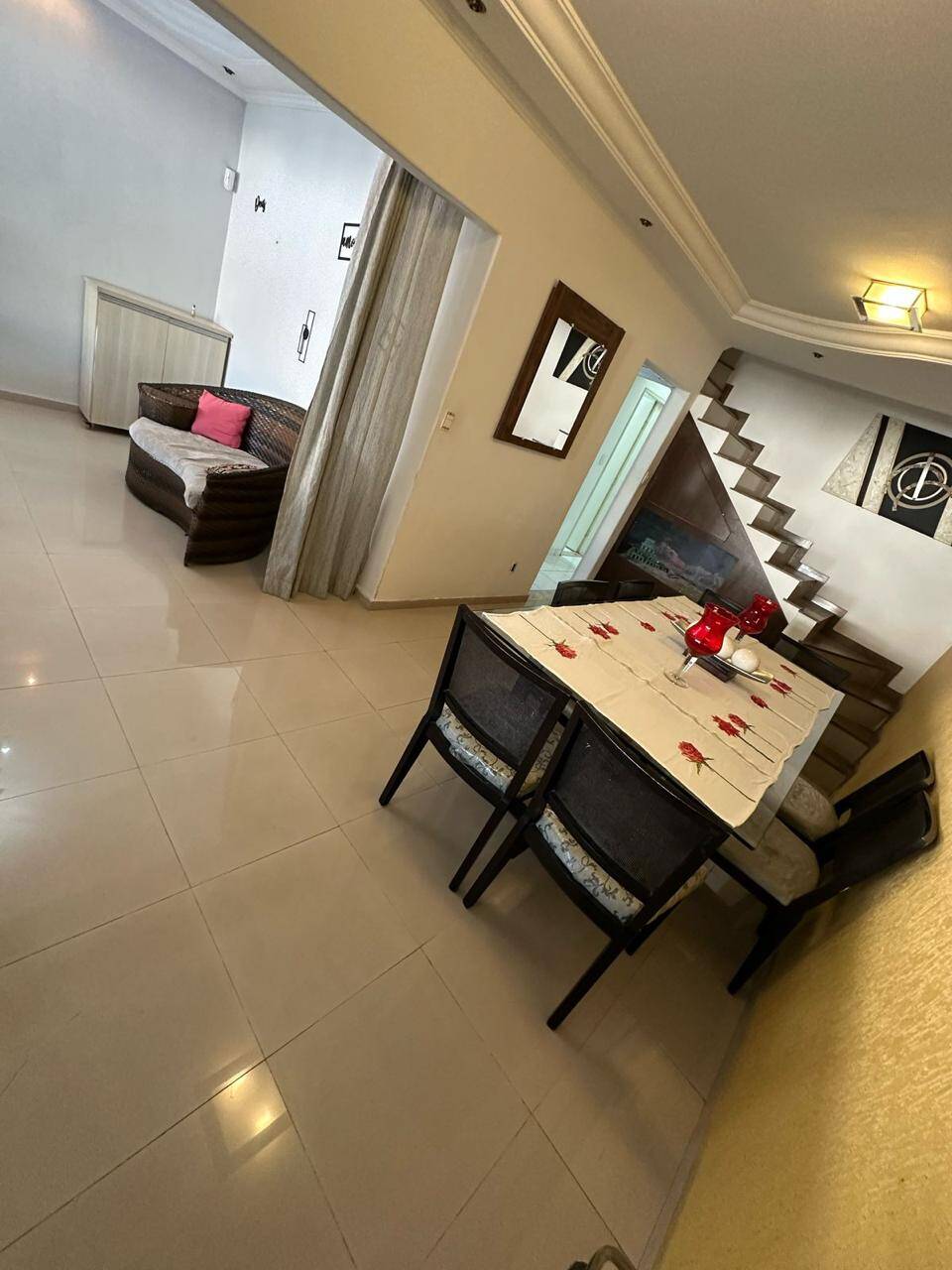 Casa à venda com 5 quartos, 295m² - Foto 4