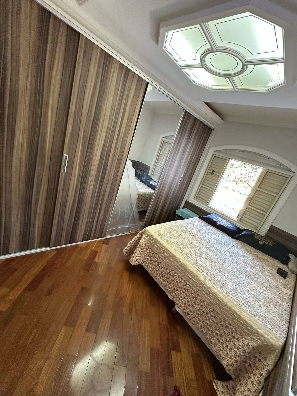 Casa à venda com 5 quartos, 295m² - Foto 40