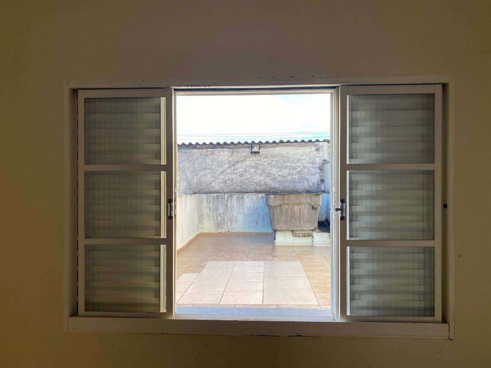 Casa à venda com 2 quartos, 125m² - Foto 12