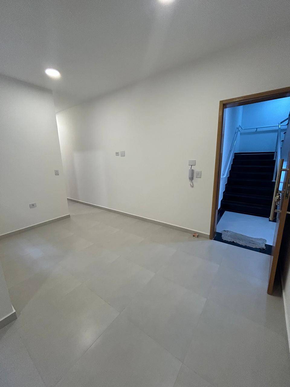 Apartamento à venda com 2 quartos, 46m² - Foto 3