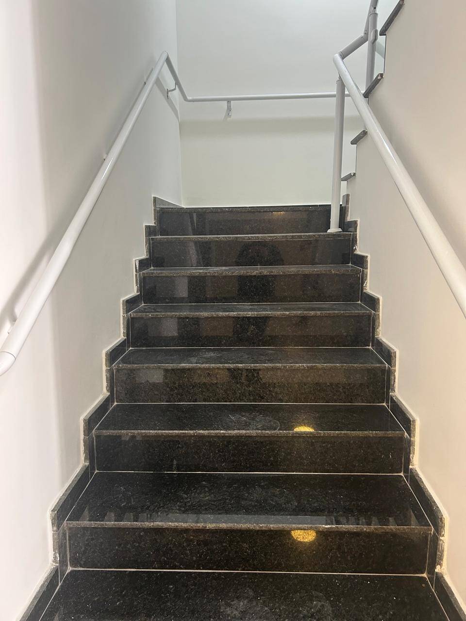 Apartamento à venda com 2 quartos, 93m² - Foto 8