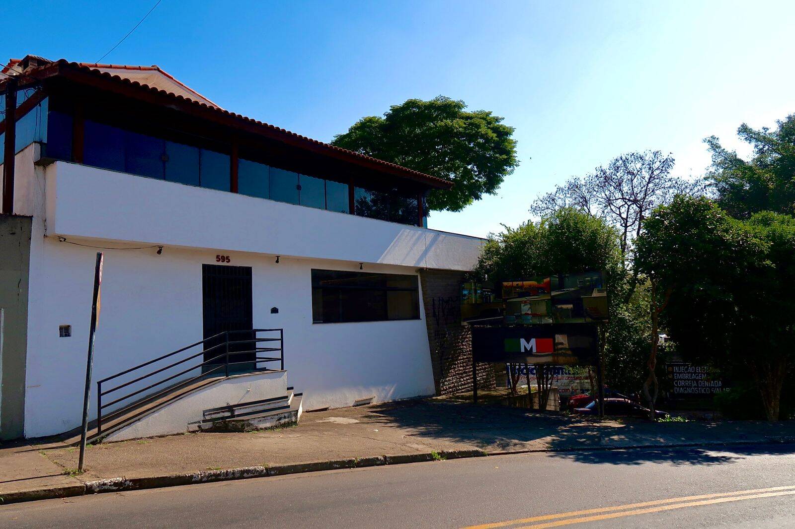 Casa à venda com 3 quartos, 700m² - Foto 4