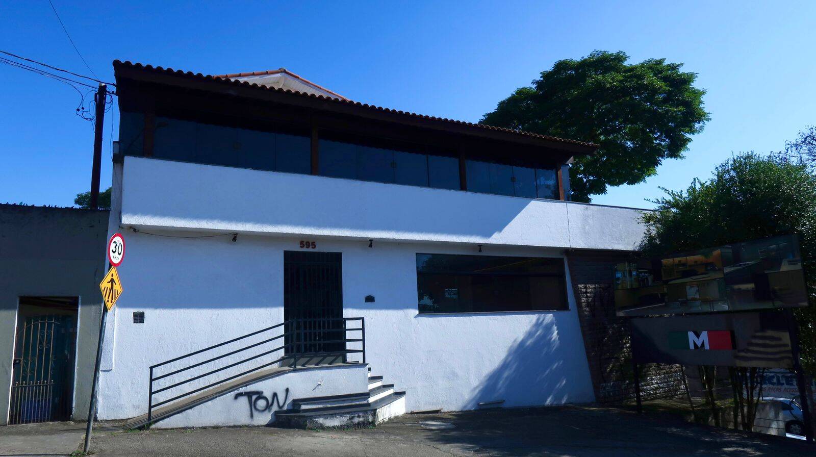 Casa à venda com 3 quartos, 700m² - Foto 22