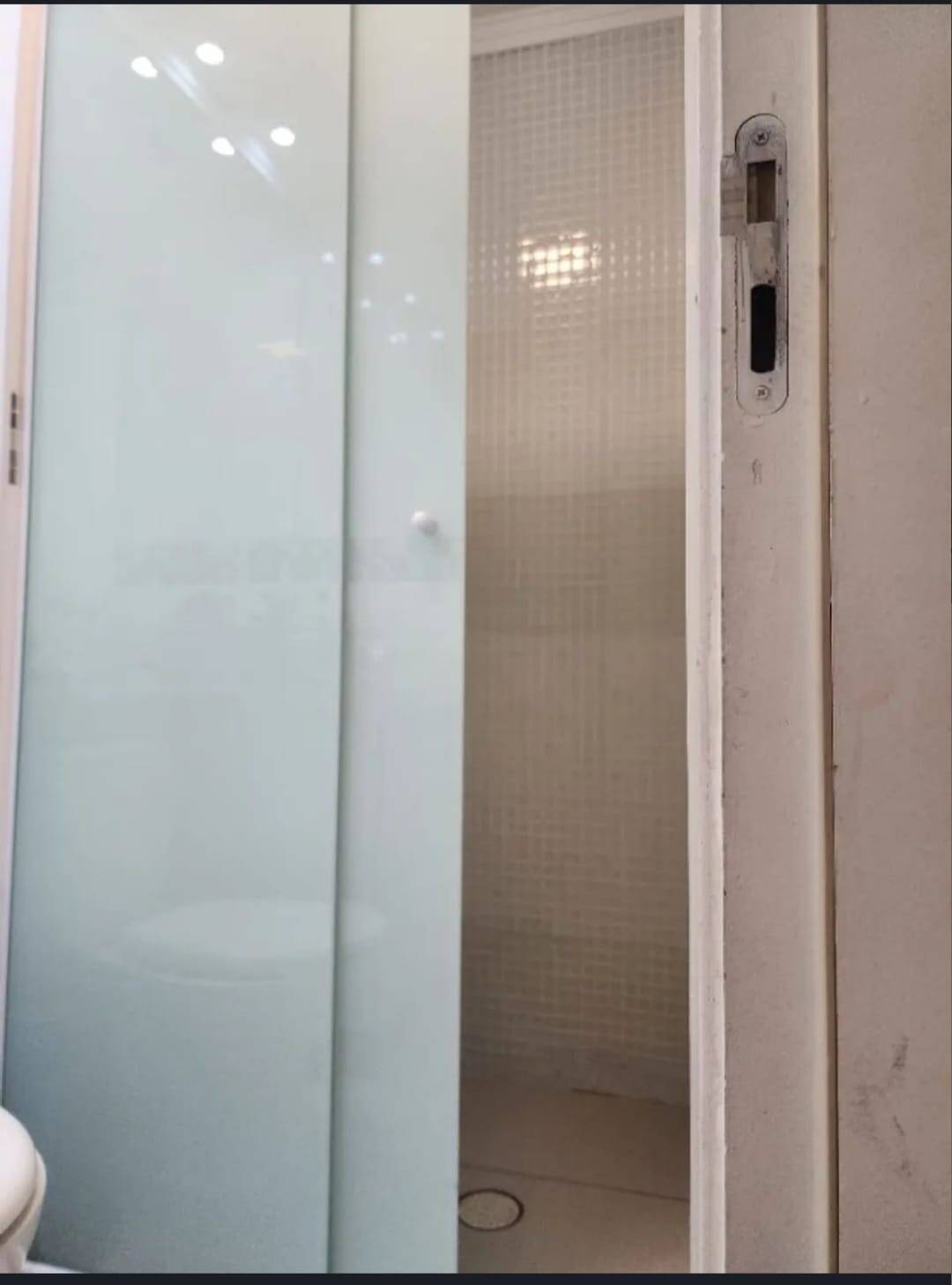 Apartamento à venda com 2 quartos, 44m² - Foto 12