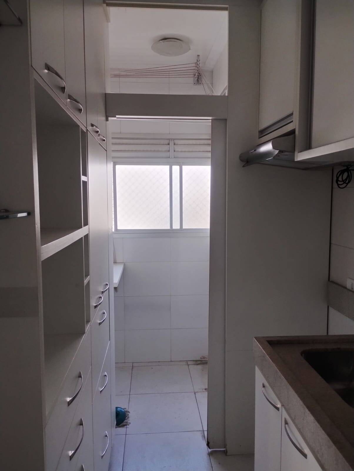 Apartamento à venda com 4 quartos, 180m² - Foto 6