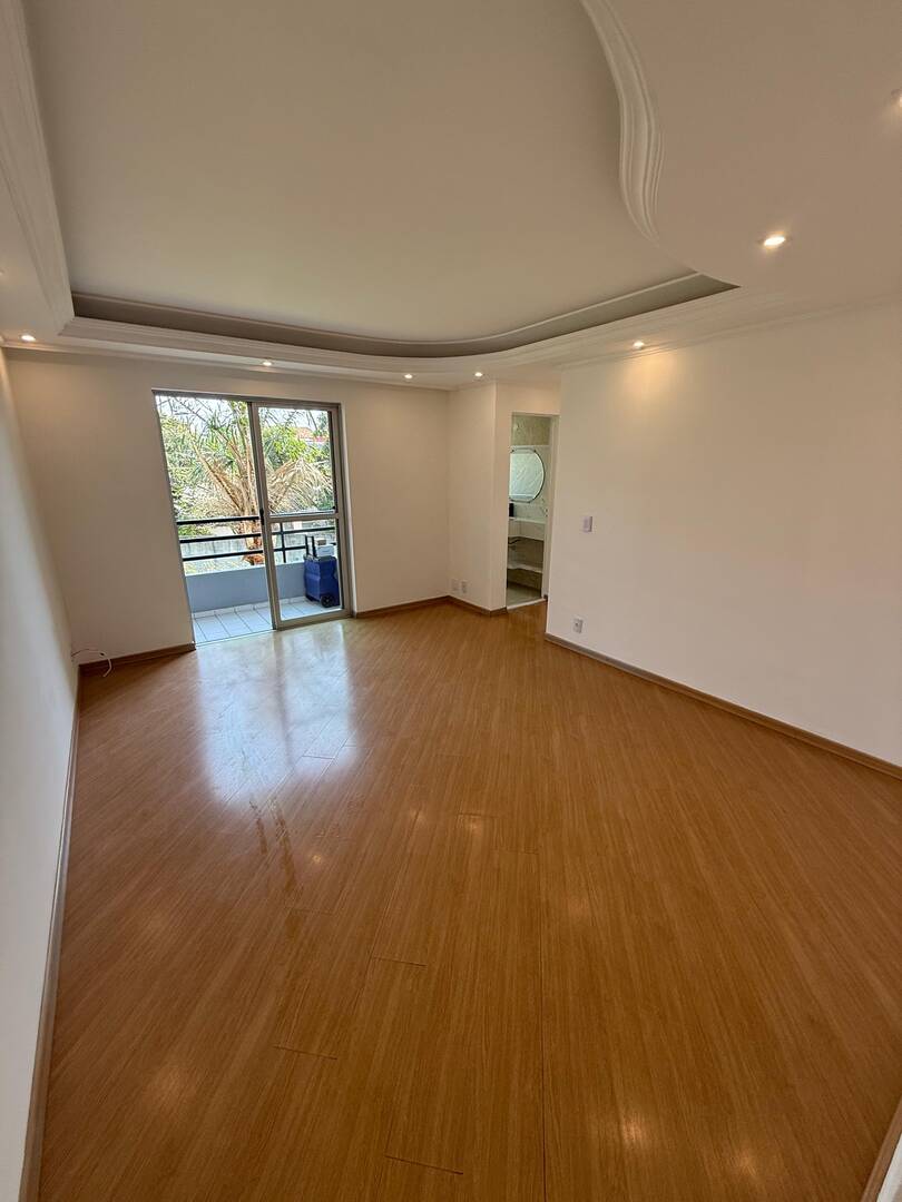 Apartamento à venda com 3 quartos, 71m² - Foto 1