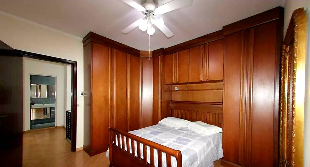 Casa à venda com 3 quartos, 238m² - Foto 12