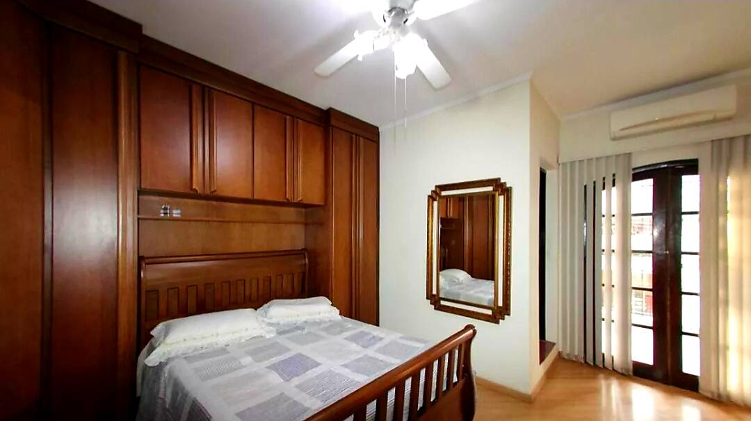 Casa à venda com 3 quartos, 238m² - Foto 16