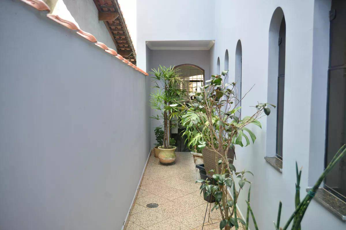 Casa à venda com 4 quartos, 390m² - Foto 65
