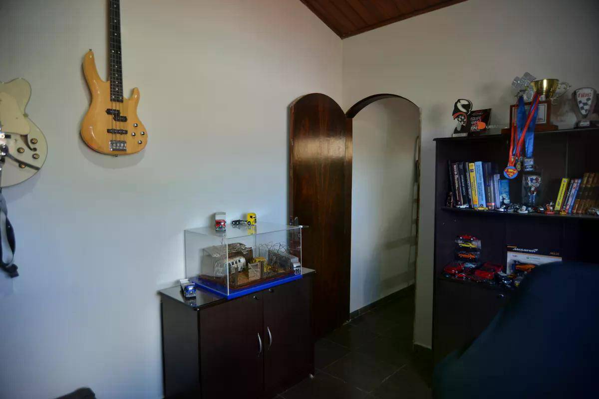 Casa à venda com 4 quartos, 390m² - Foto 73