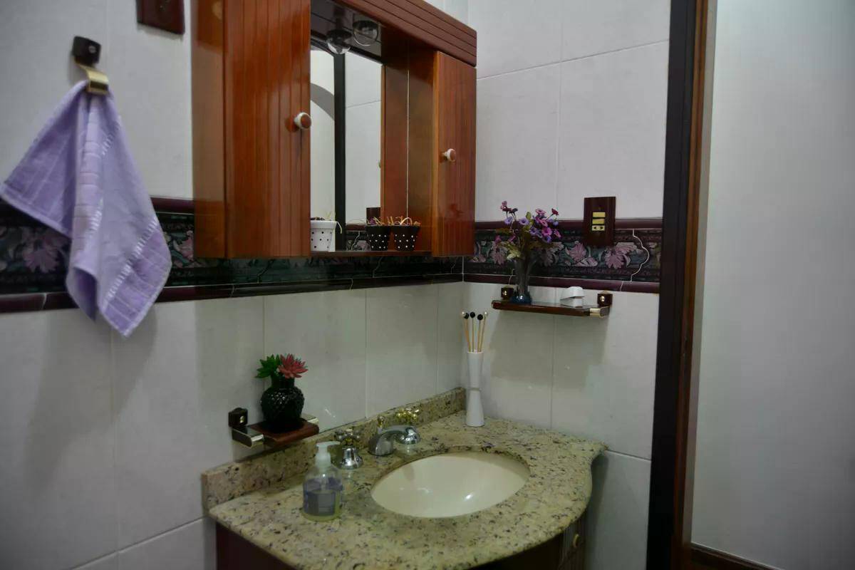Casa à venda com 4 quartos, 390m² - Foto 79