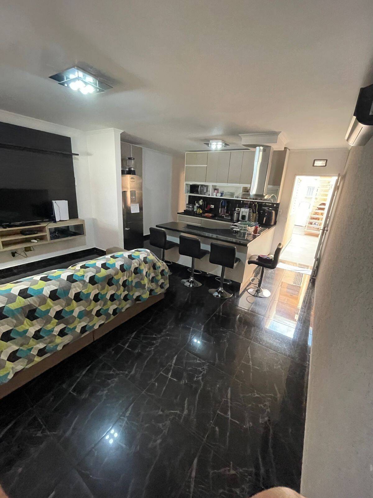 Casa, 2 quartos, 130 m² - Foto 1